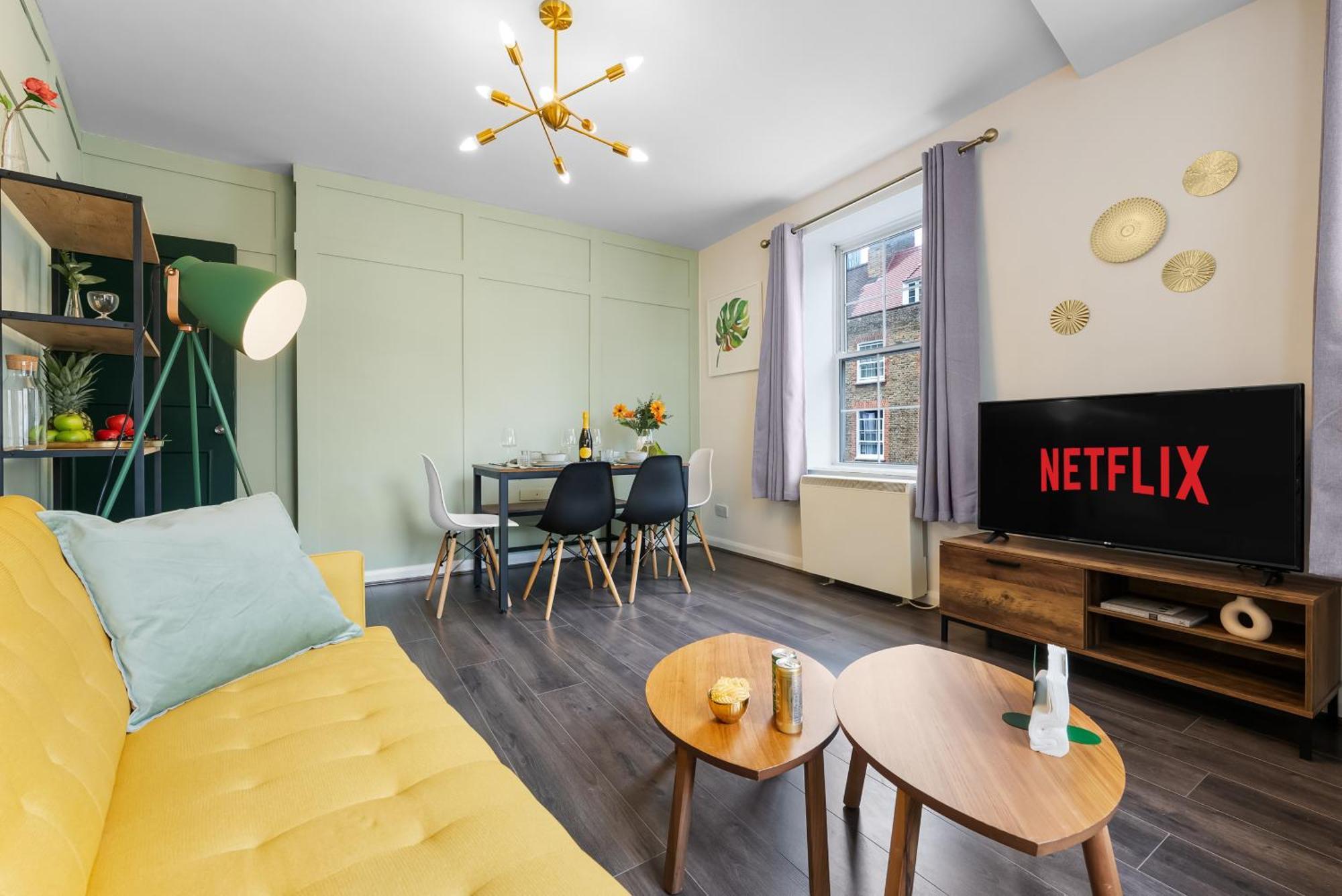 Chic 2 Bedroom Apartment Near Liverpool Street By Gold Stays Londres Extérieur photo