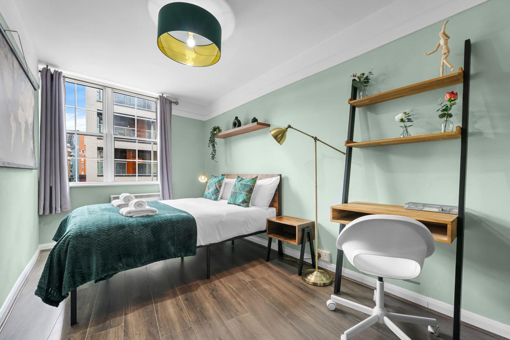 Chic 2 Bedroom Apartment Near Liverpool Street By Gold Stays Londres Extérieur photo